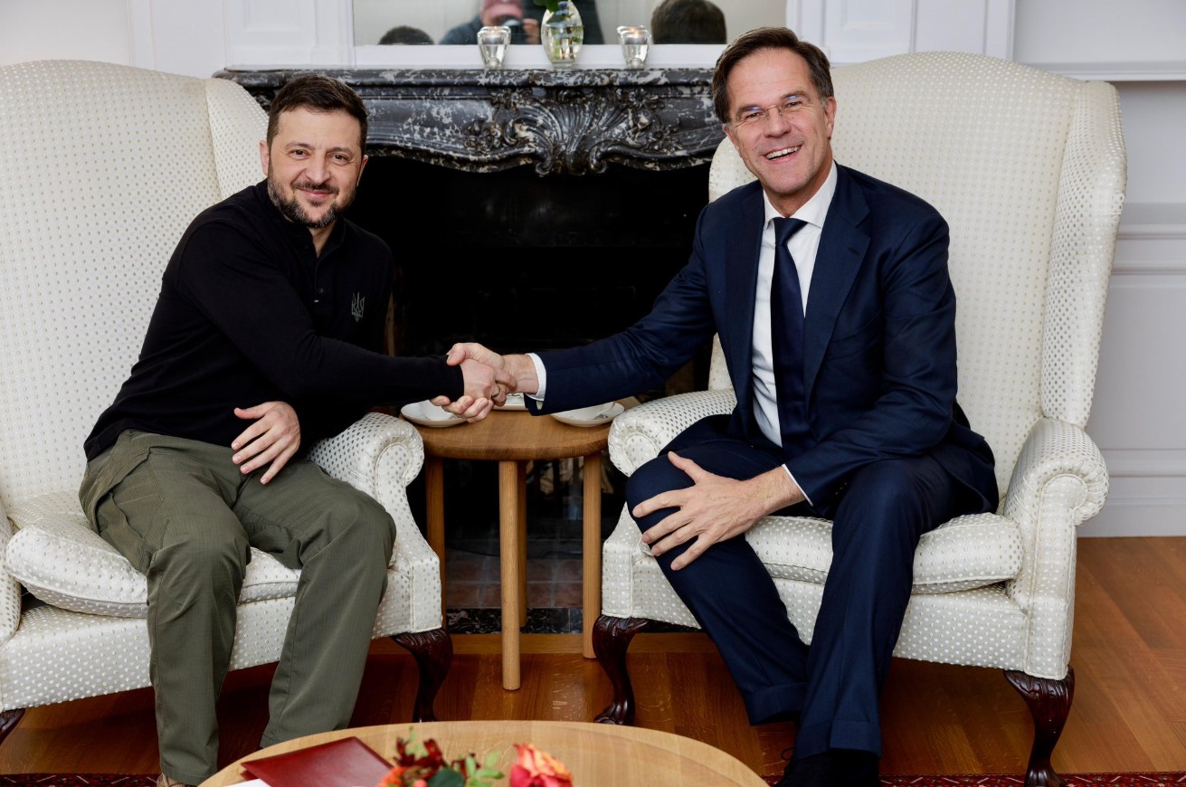 Volodymyr Zelenskyy and Mark Rutte