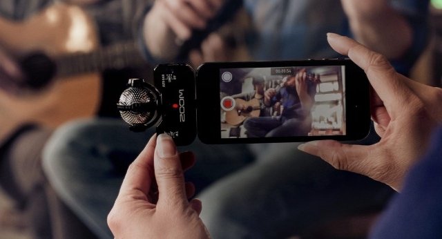 Zoom выпустила внешний конденсаторный микрофон iQ5 для iPhone и iPad