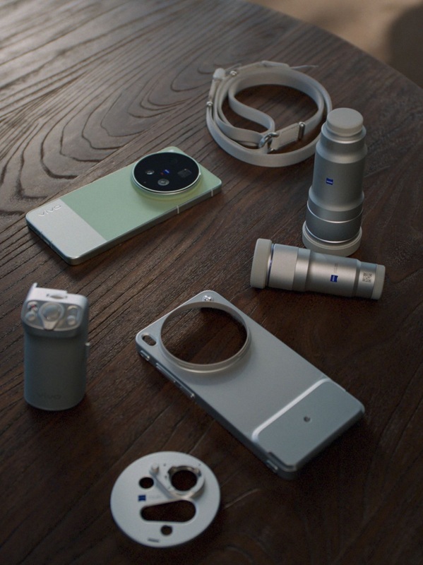 Photo of Vivo X300 Ultra smartphone