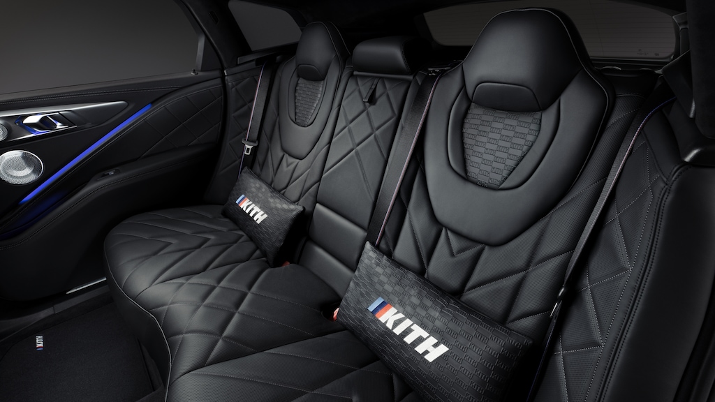 BMW X5 E53 - Задній вигляд