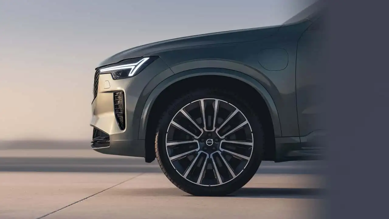 Вид салону Volvo XC90