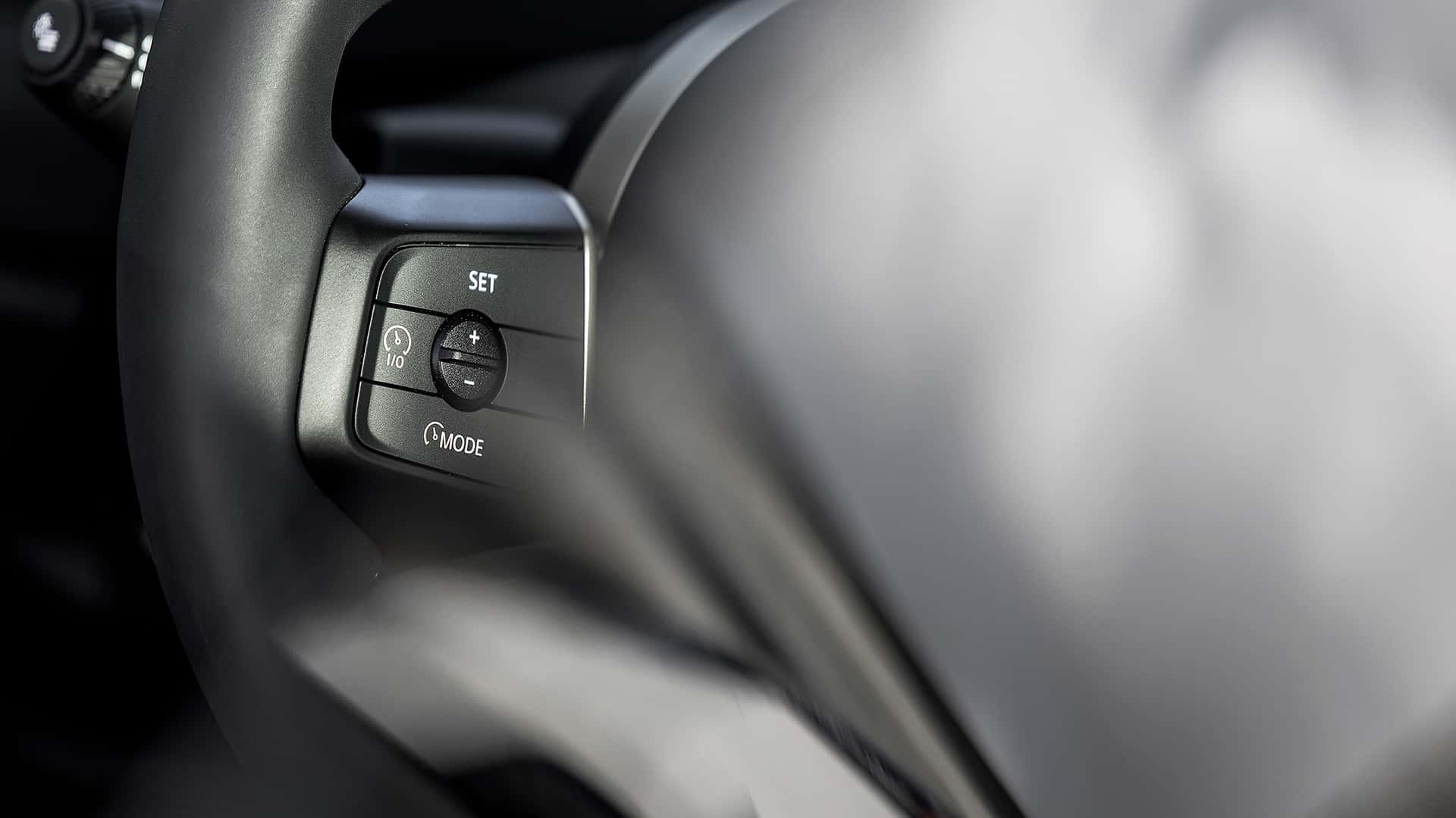 Новий MINI Cooper з горизонтальним силуетом 