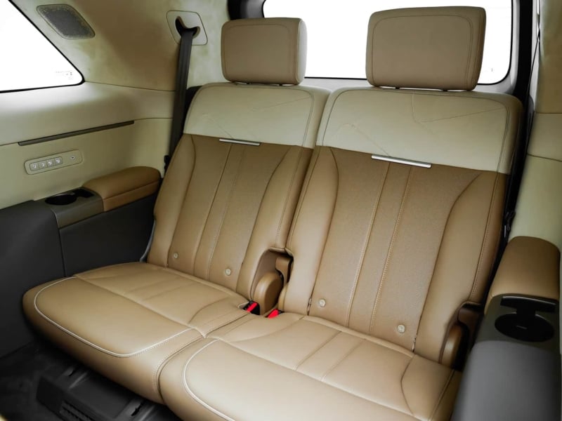 Третий ряд в Freelander 8