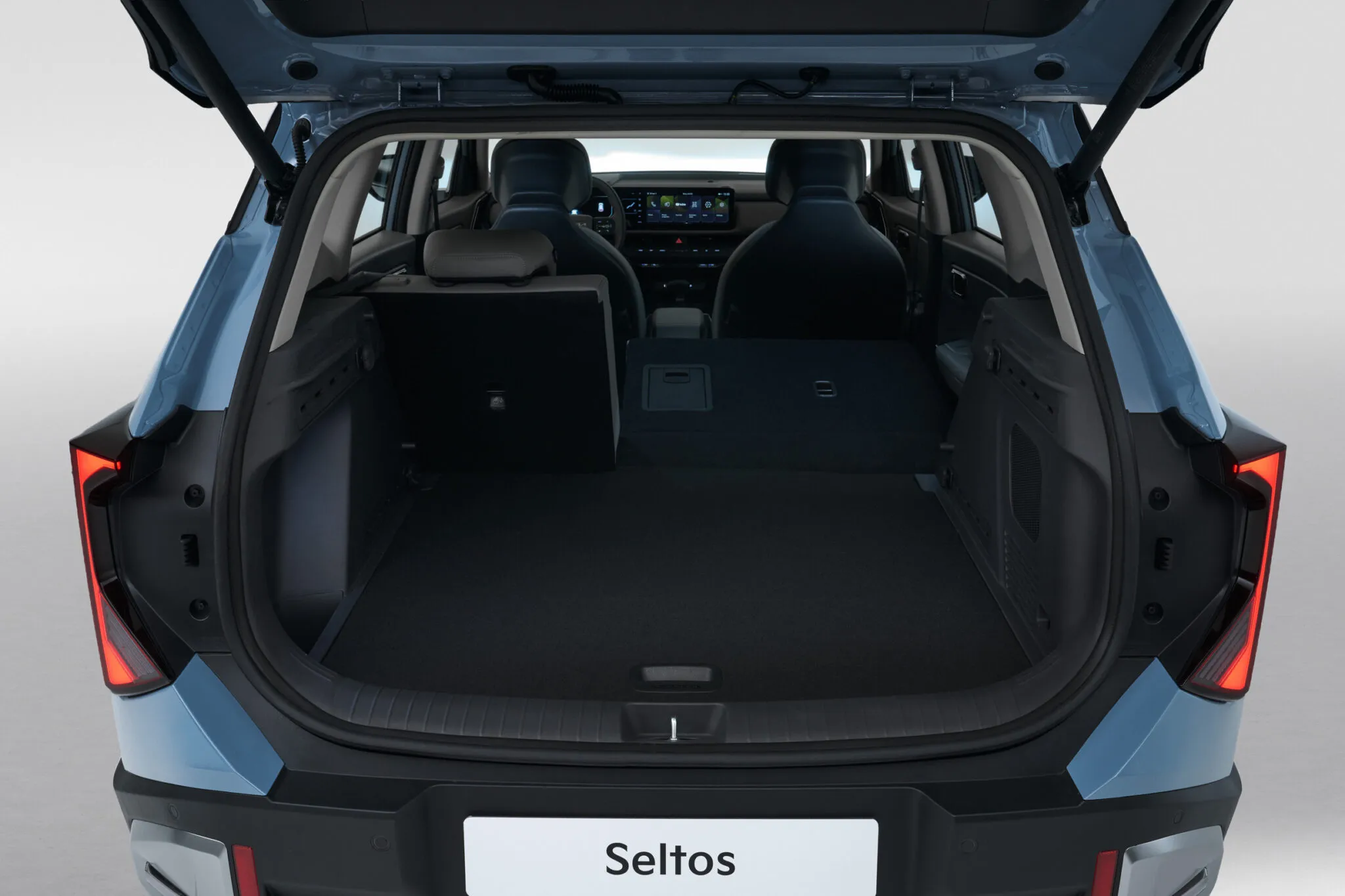 Задние сиденья Kia Seltos и их комфорт