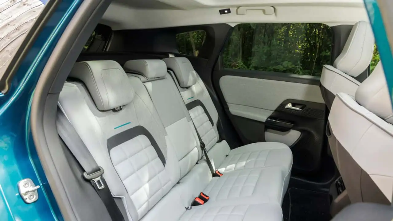 Водительское место Citroen C5 Aircross Emeraude