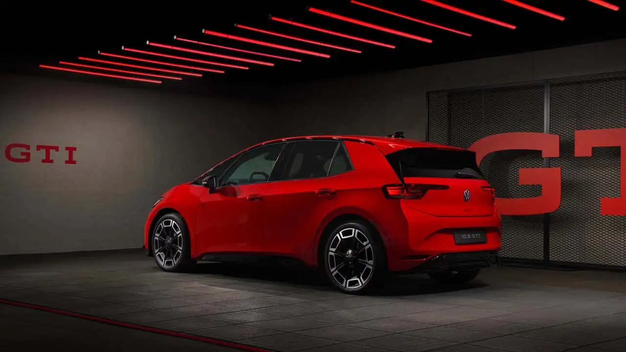 Volkswagen ID.3 GTI в движении