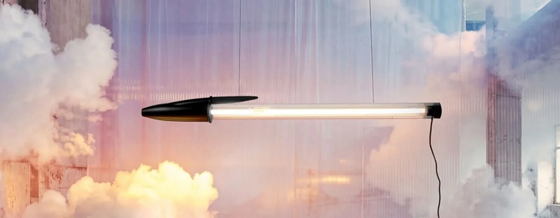 Bic Lamp під різними кутами