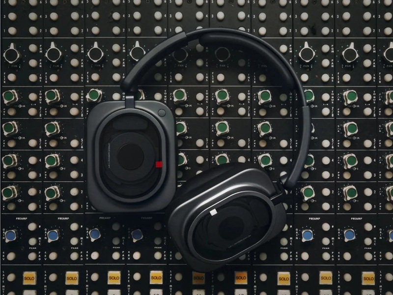 Новый дизайн Nothing Headphone (1) Pro