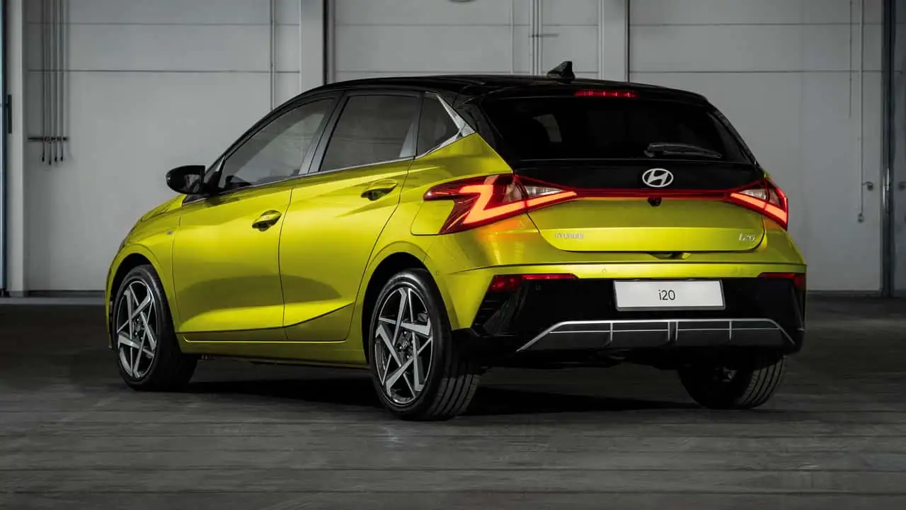 Хетчбек Hyundai i20 інтер'єр