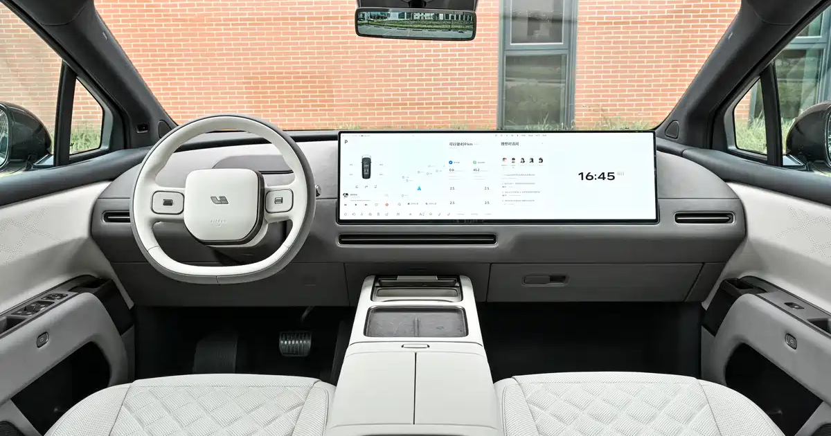 Салон Li Auto i9