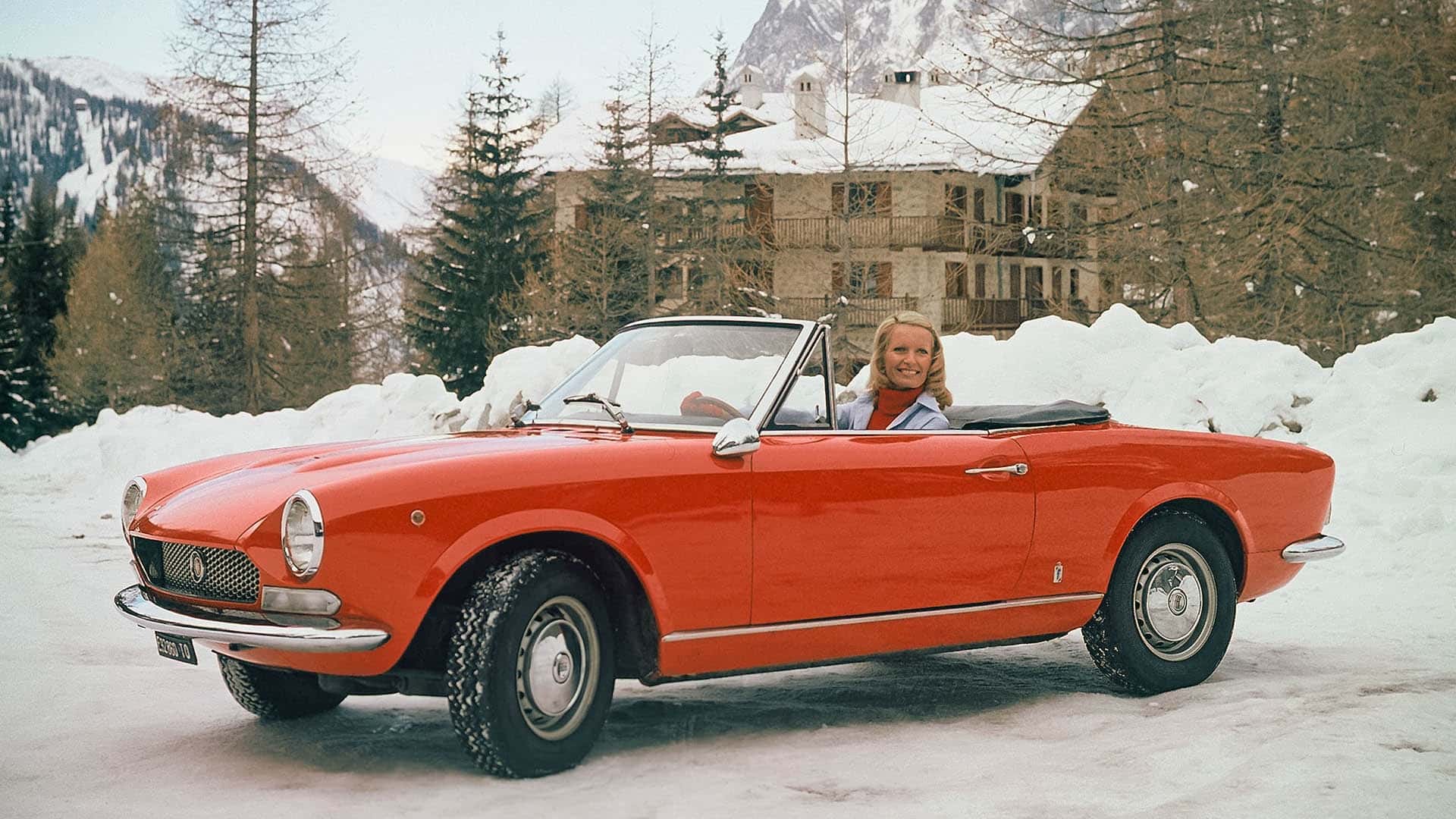 Інтер'єр Fiat 124 Spider