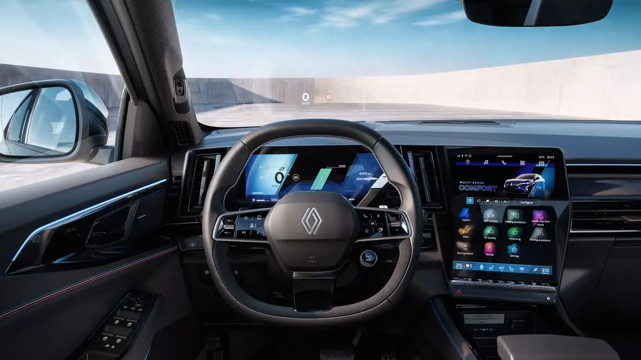 Інтер'єр Renault Rafale Hypnotic оздоблений алькантарою