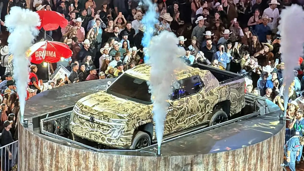 Volkswagen Amarok 2023 великий і потужний