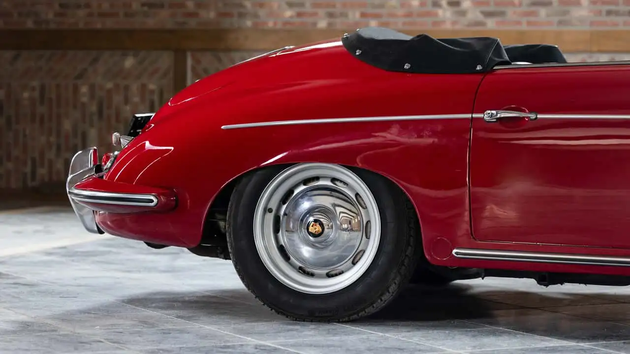 Задній вигляд Porsche 356 B 1600 Super Roadster 1960 року