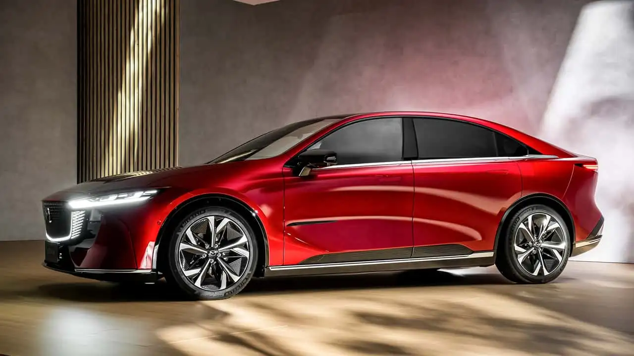 Панорамний дах Mazda 6e