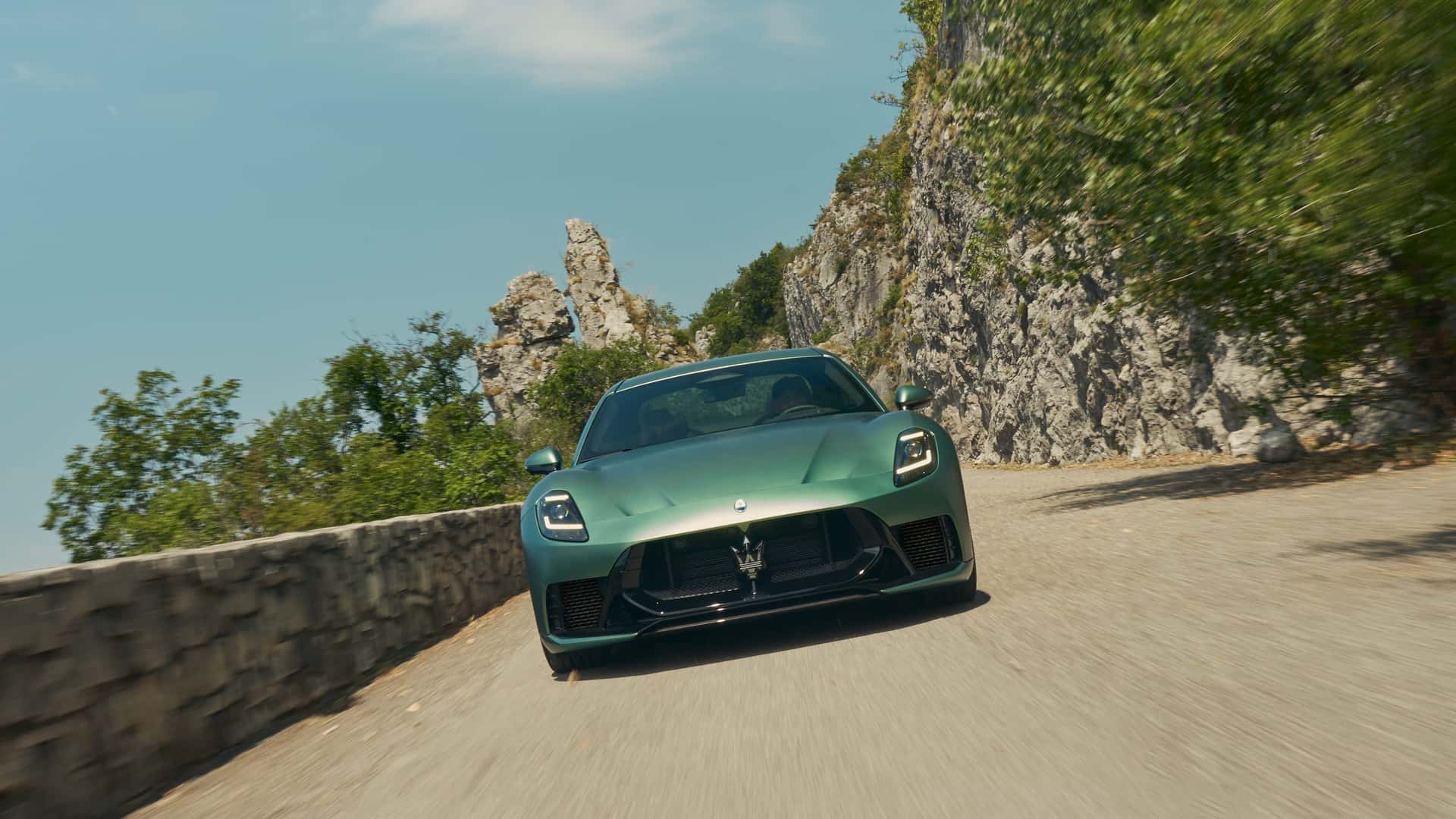Семейство автомобилей Maserati