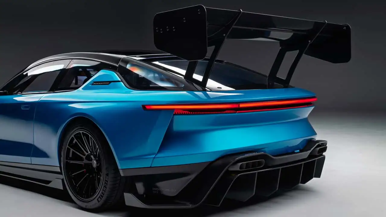 Jensen Interceptor GTX wheel