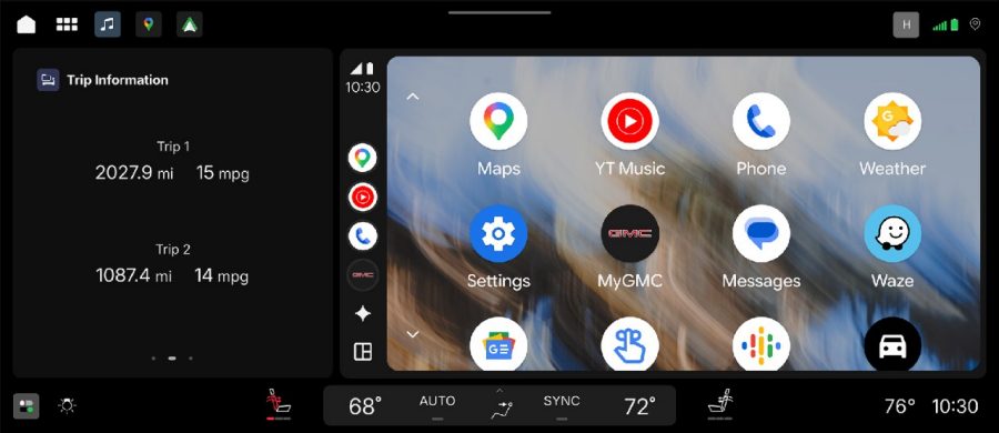 Интерфейс Android Auto на дисплее