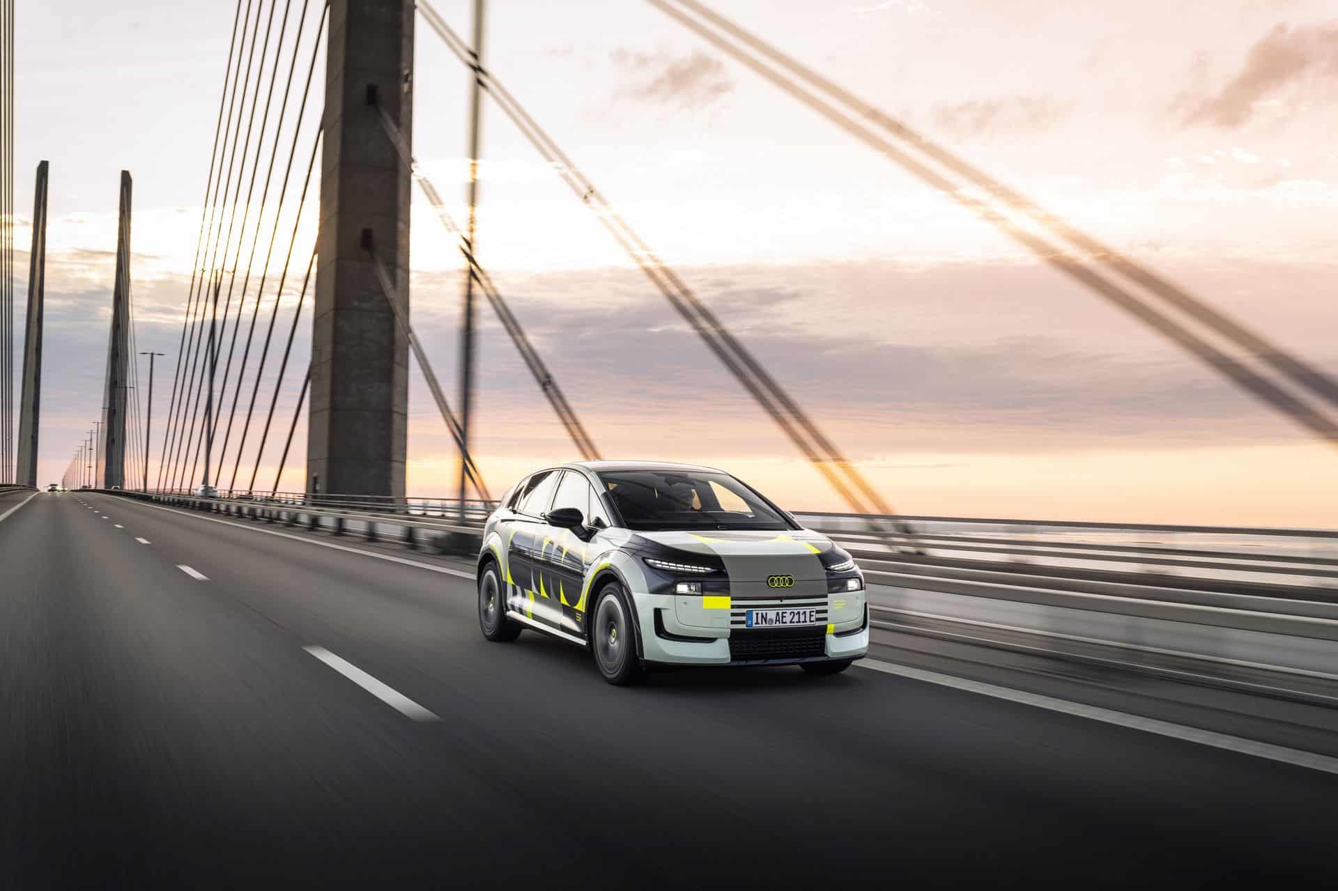 Audi A2 e-tron вид збоку