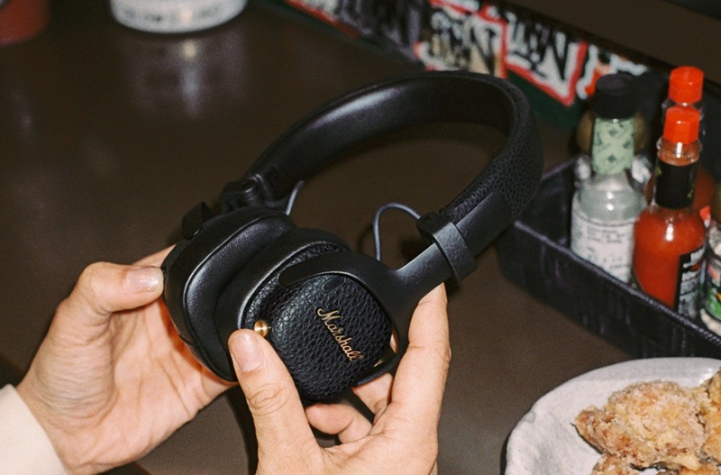 Marshall Milton A.N.C. headphones
