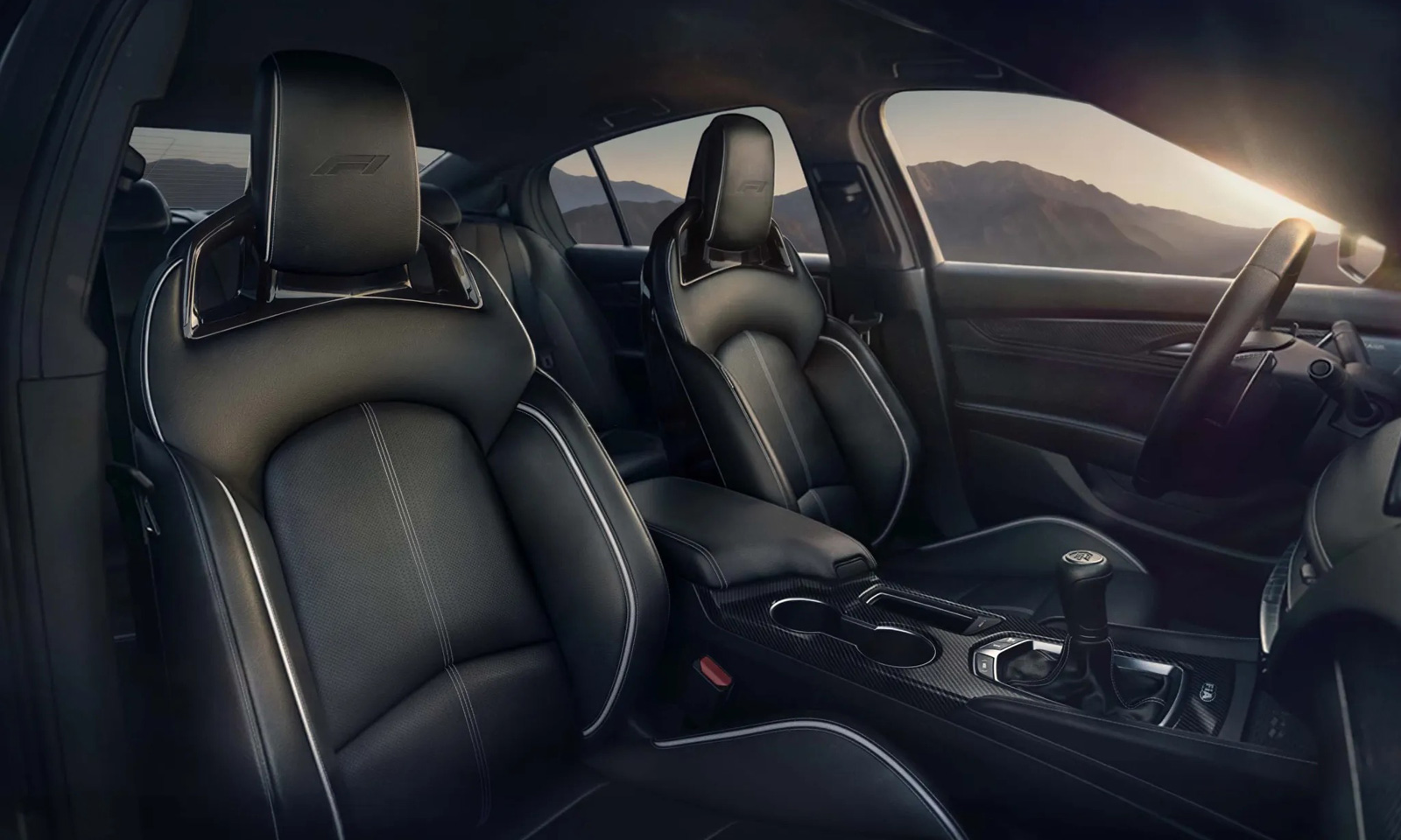 Cadillac CT5-V Blackwing F1 Collector Series - интерьер 1