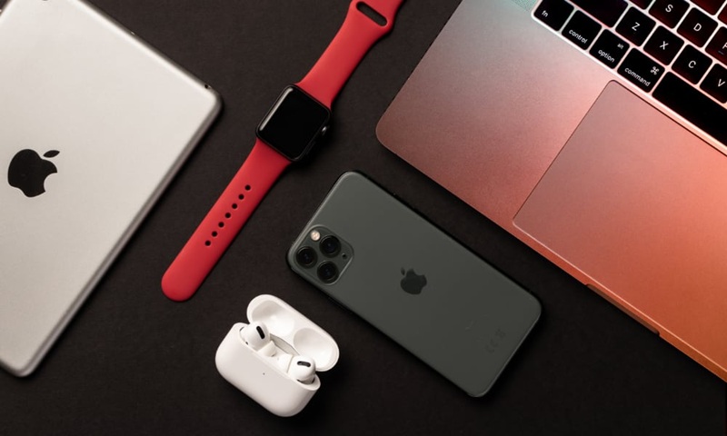 Акції на техніку Apple: iPhone, iPad, MacBook, AirPods, Apple Watch