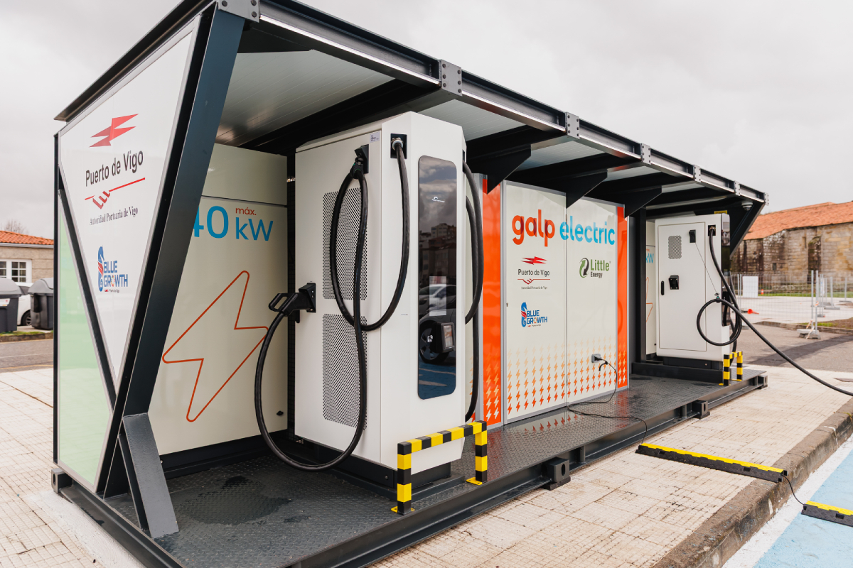 Nissan Leaf батареї в системі Green Charge Flex