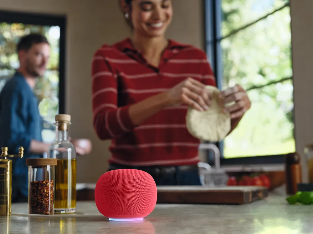 Google Home Speaker with світловим кільцем