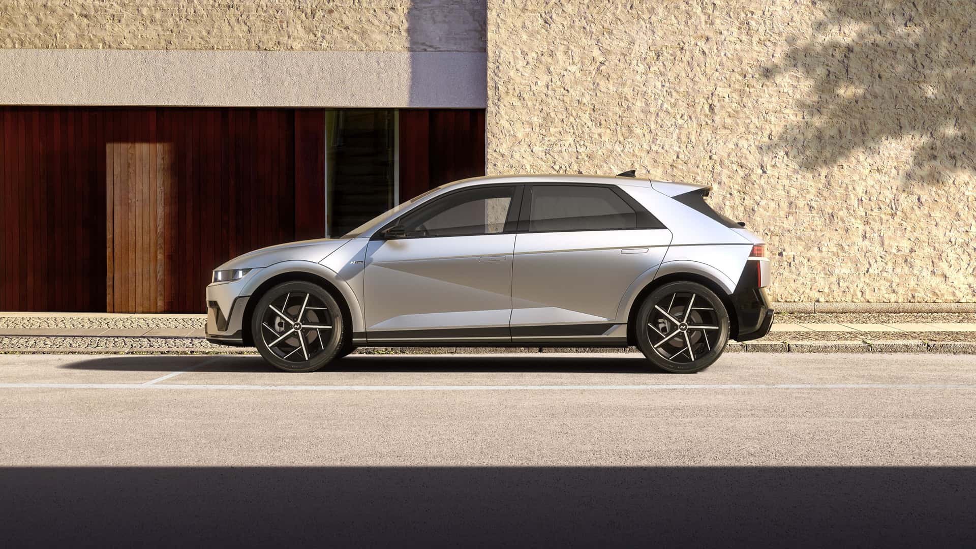 Hyundai Ioniq 5 2027 вид спереди