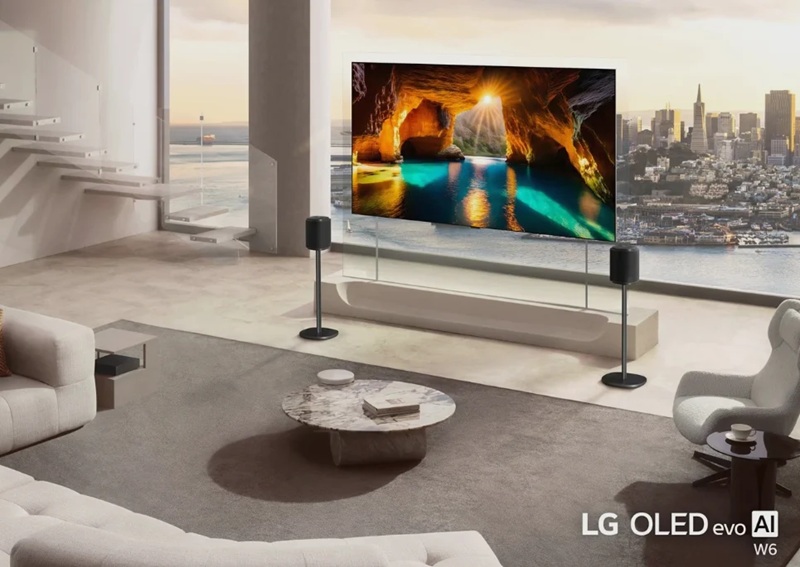 LG TV G6 на выставке