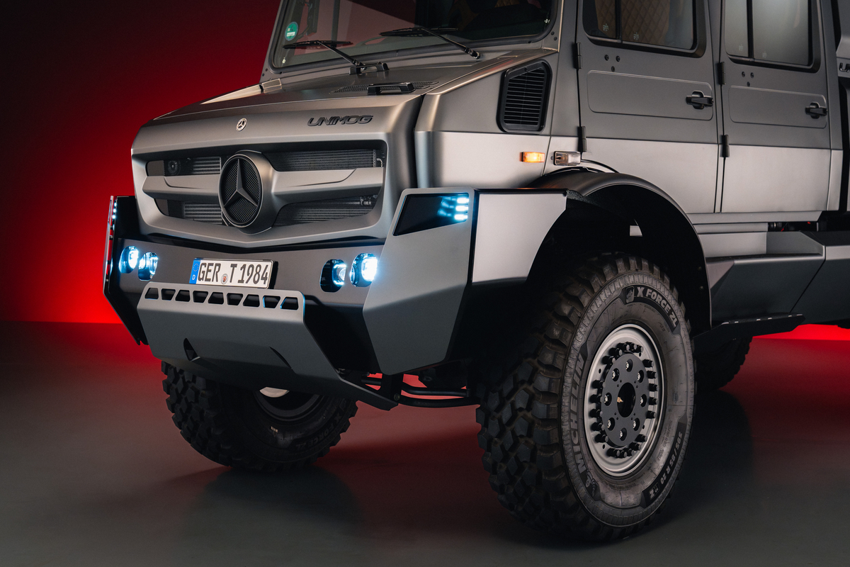 Reworked exterior of Unimog