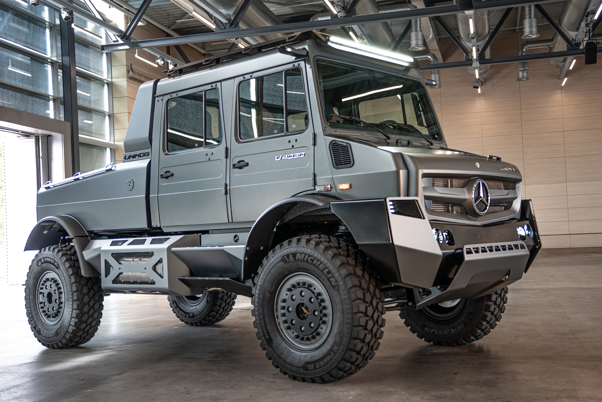 Side view of Unimog