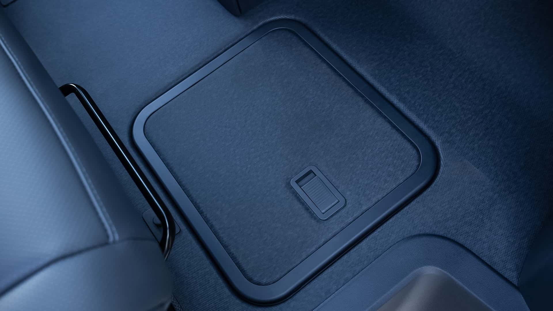 Kia PV5 WAV в пейзажній зоні