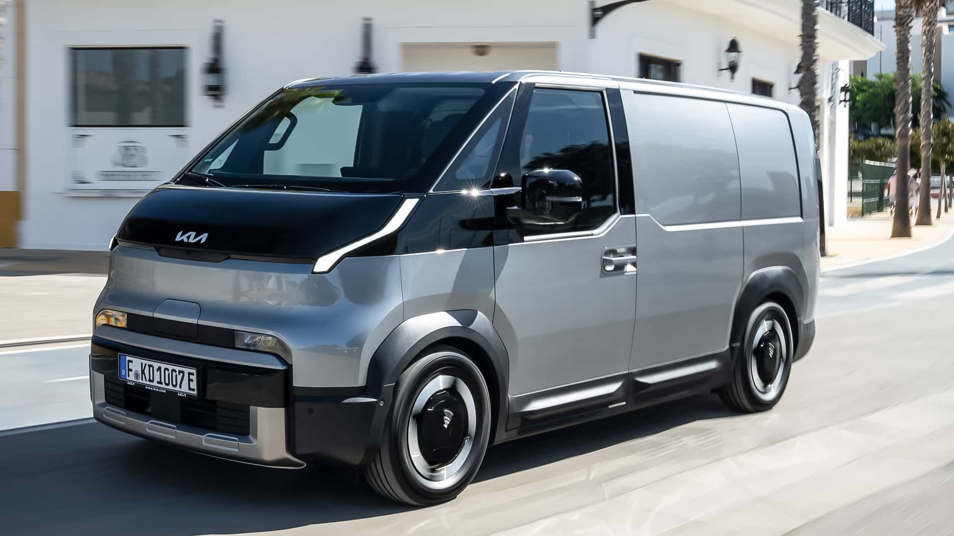 Kia PV5 WAV та його габарити