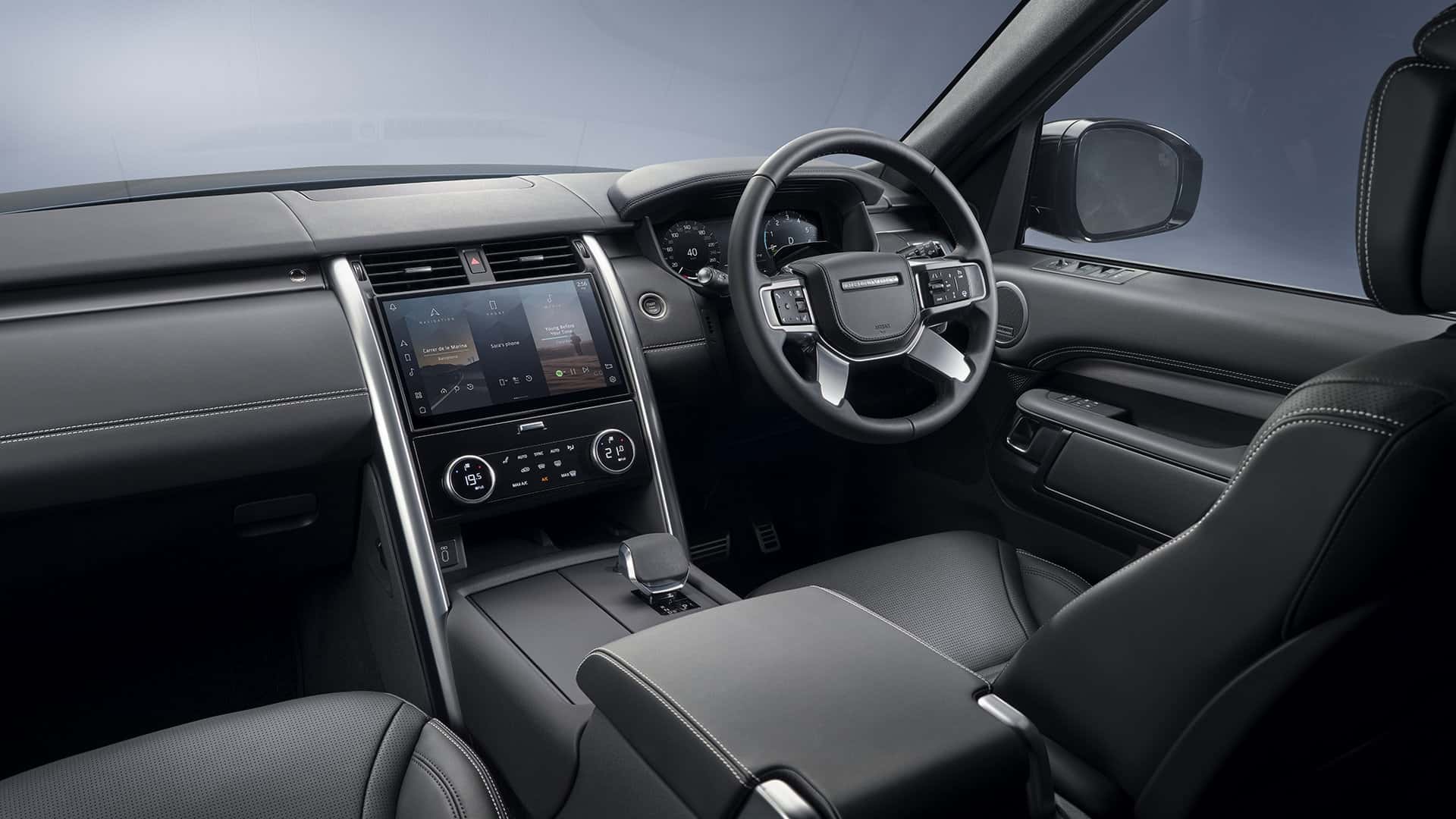 Land Rover Discovery Landmark Edition в движении