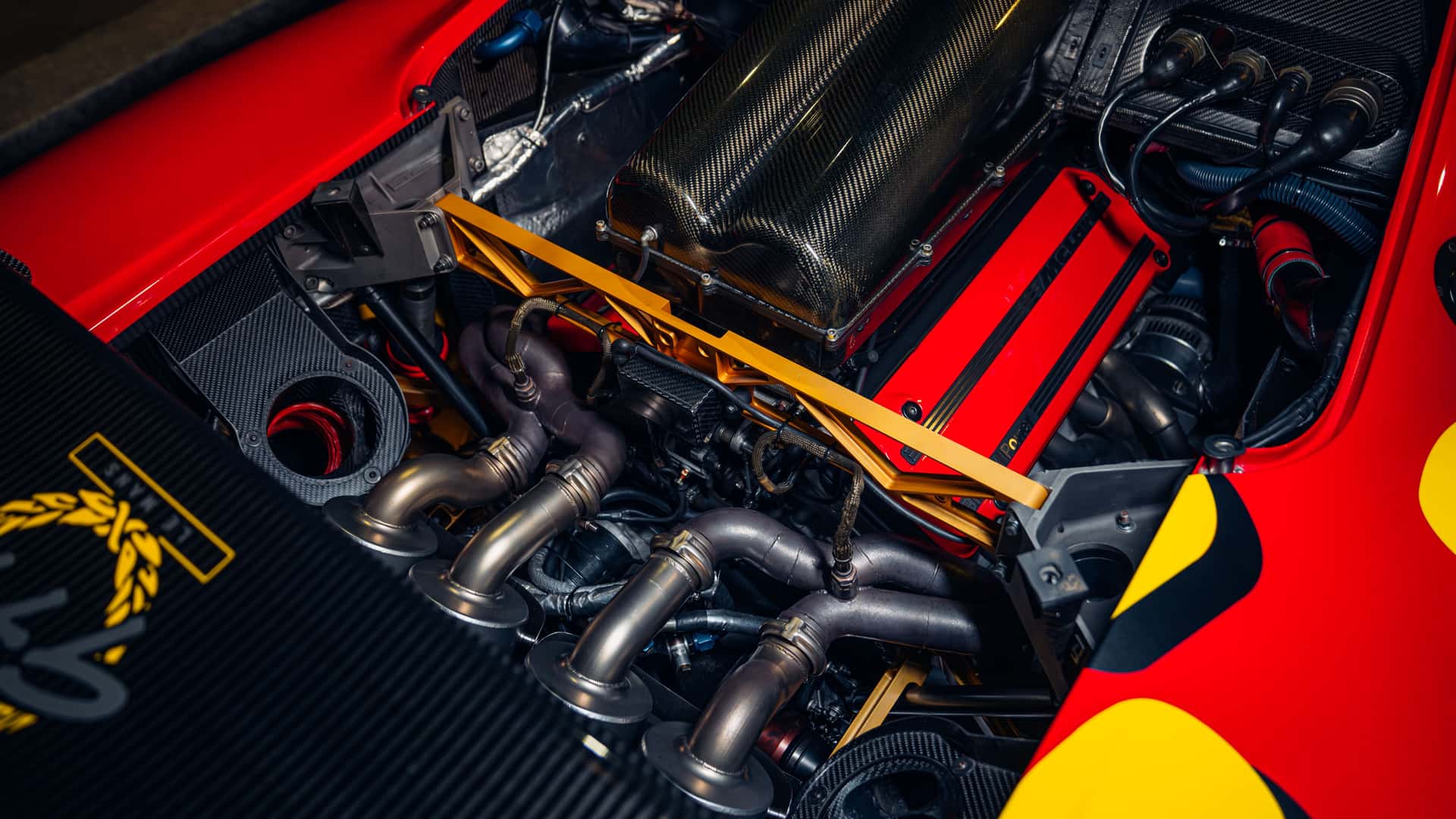 McLaren F1 GTR 1996 руль