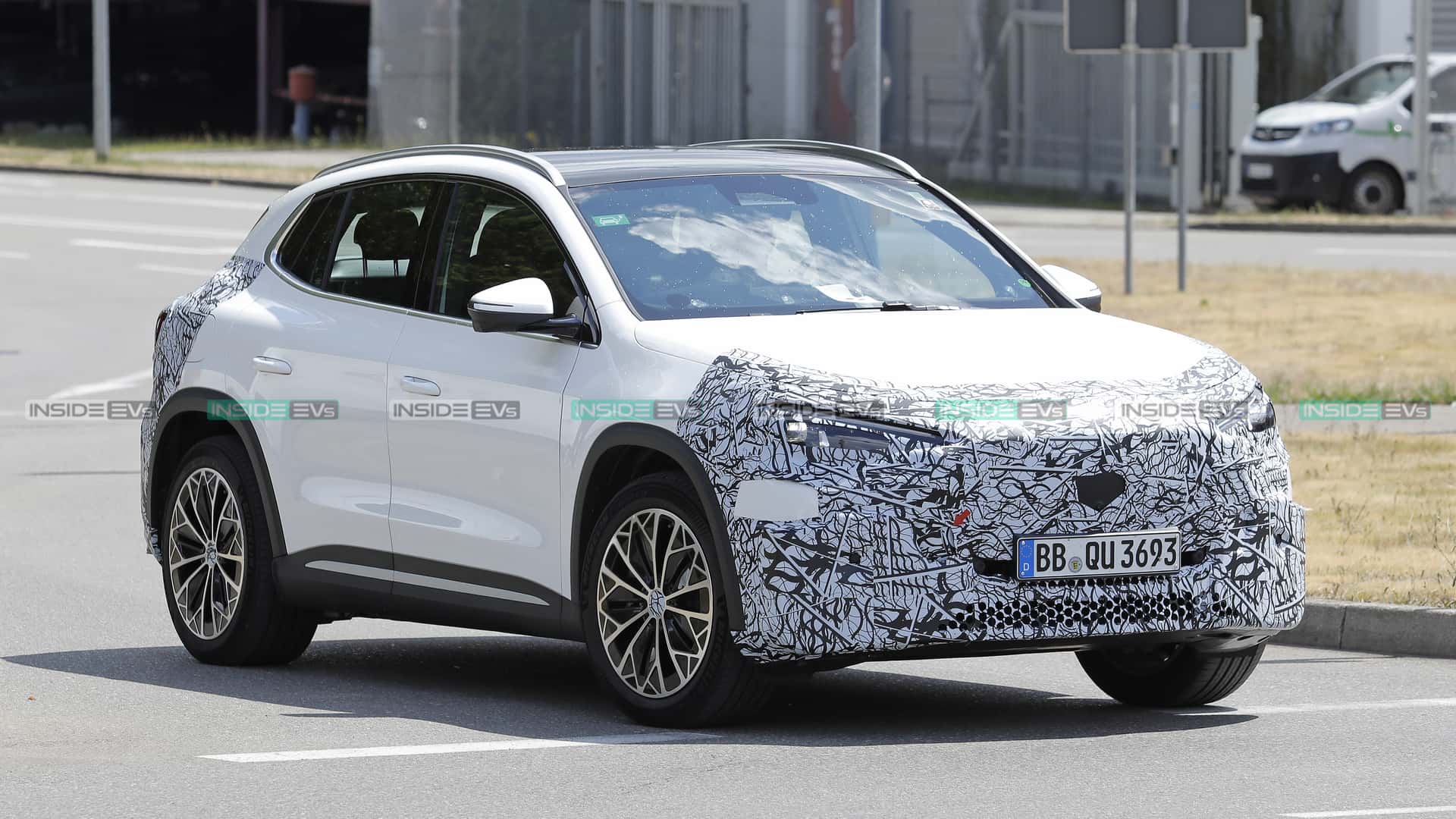 Тестовый прототип Mercedes GLA 2026