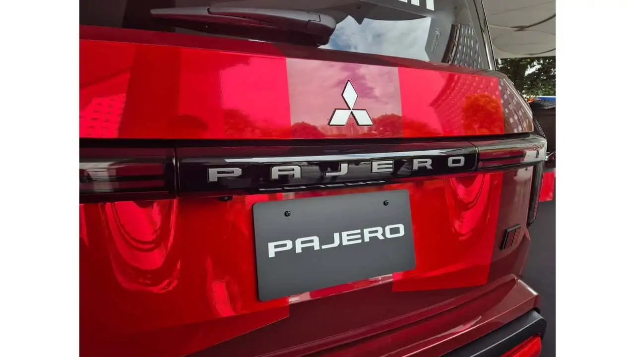 Mitsubishi Pajero Sport Ralliart Concept, вид спереди