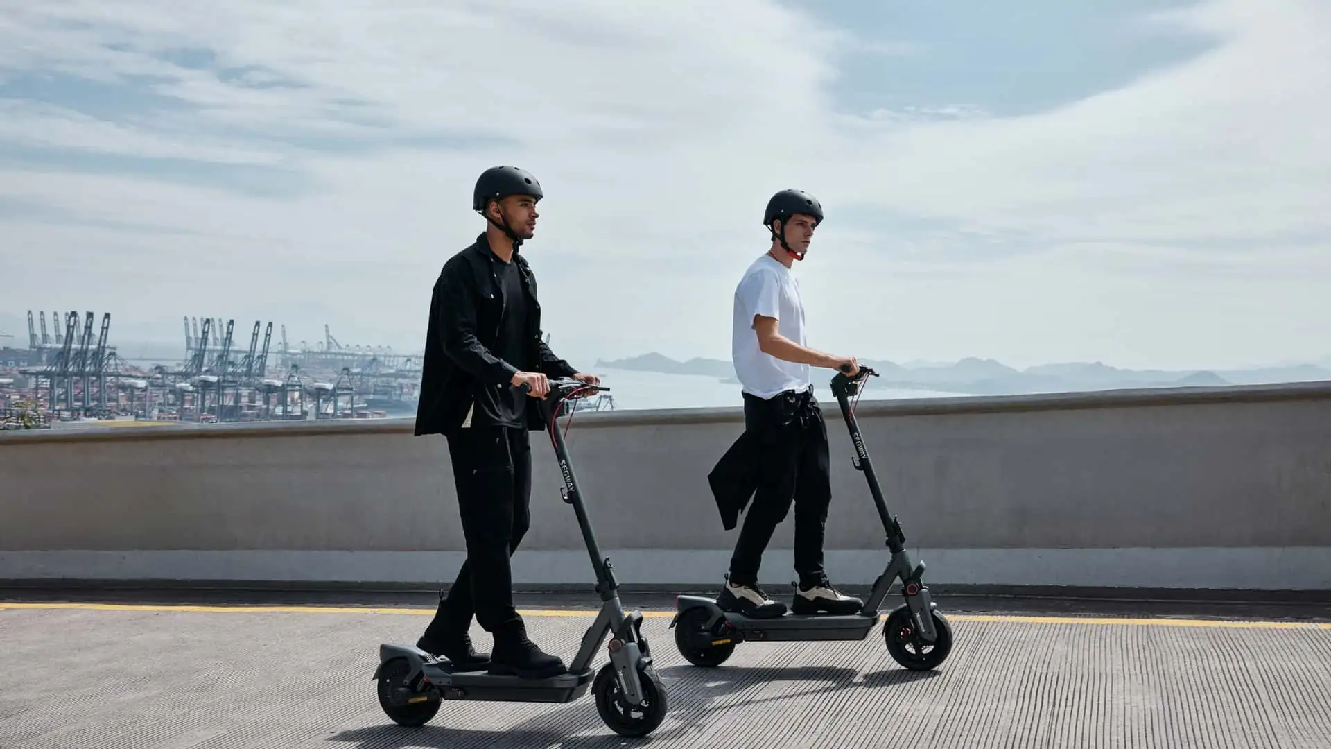 Рекламне зображення Segway Ninebot MAX G3 D