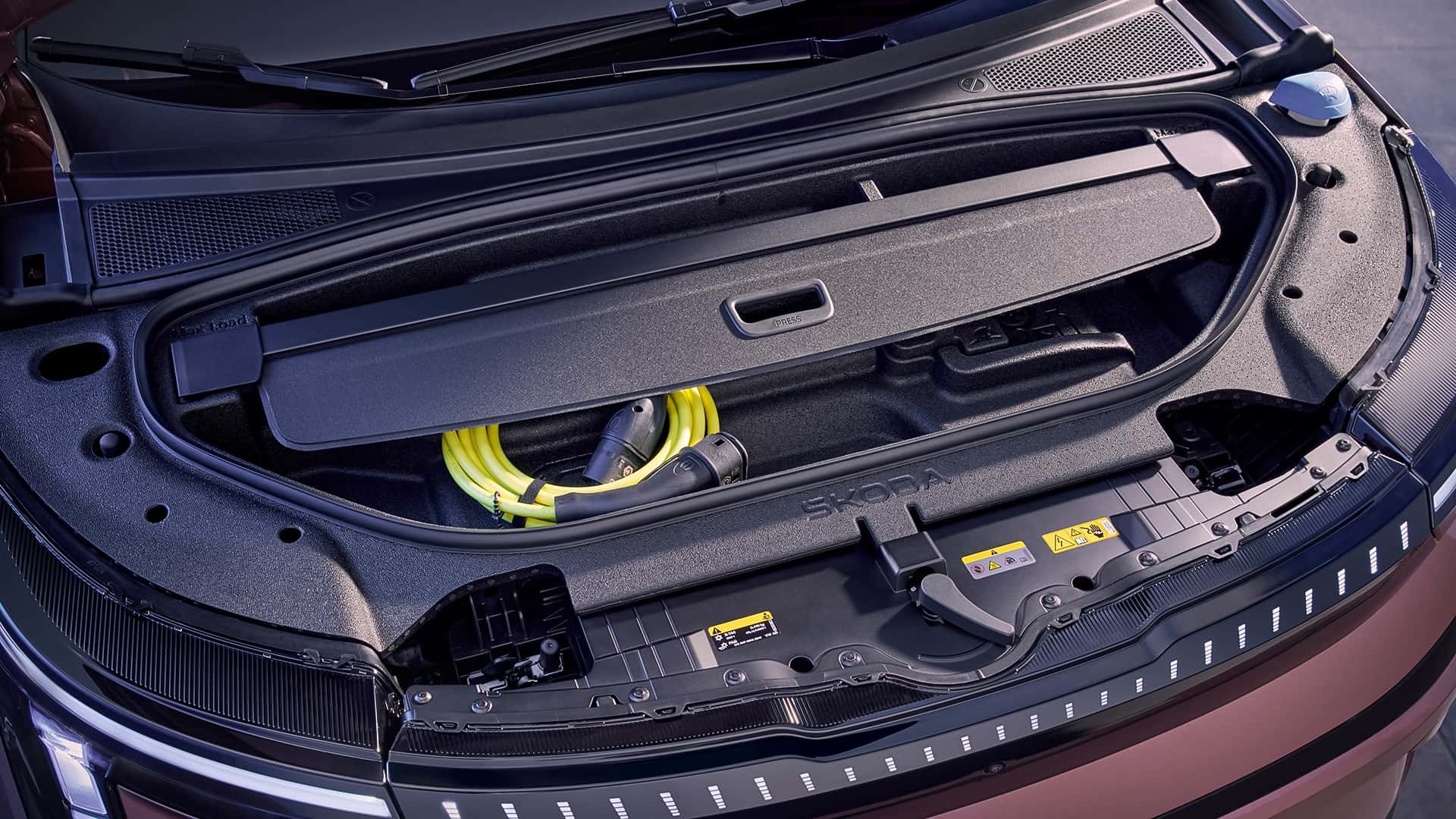 Skoda Peaq електрокросовер вид ззаду