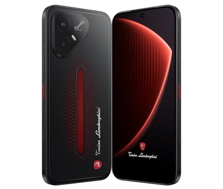 Смартфон Tecno Pova 8 Pro 5G в боковом виде