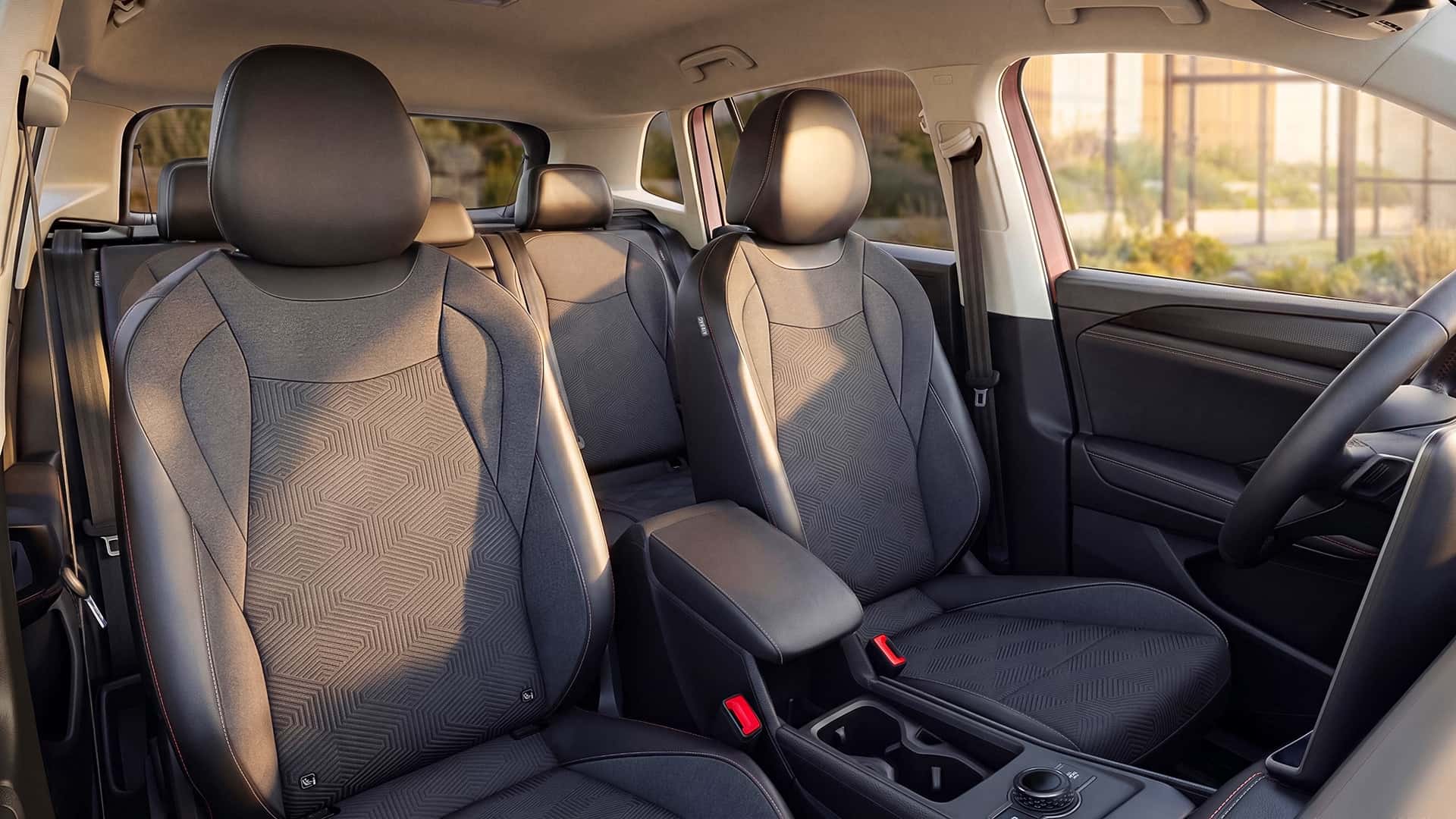 Вид на задні сидіння Volkswagen Tiguan Edition 20